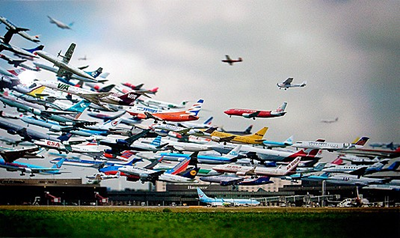 Picture of hundreds of planes taking off at once