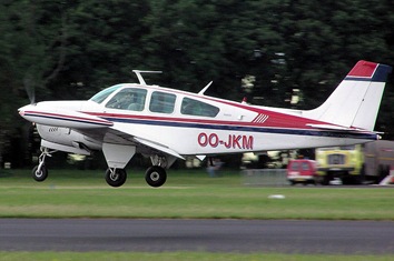 800px-Beech_bonanza_takeoff_arp